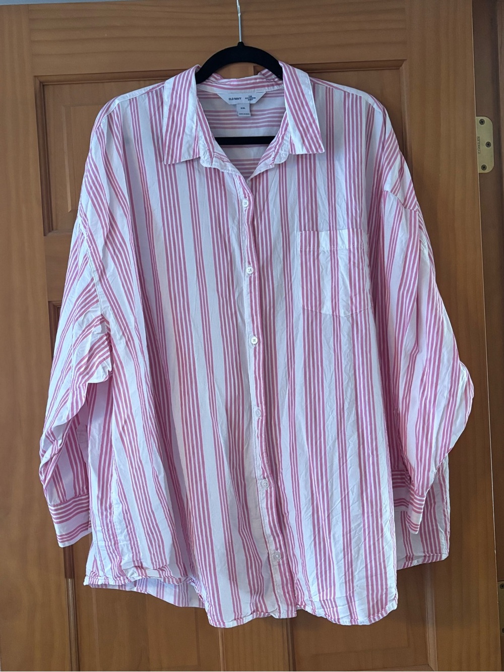 Old Navy The Boyfriend Shirt Pink and White Striped Button-Down